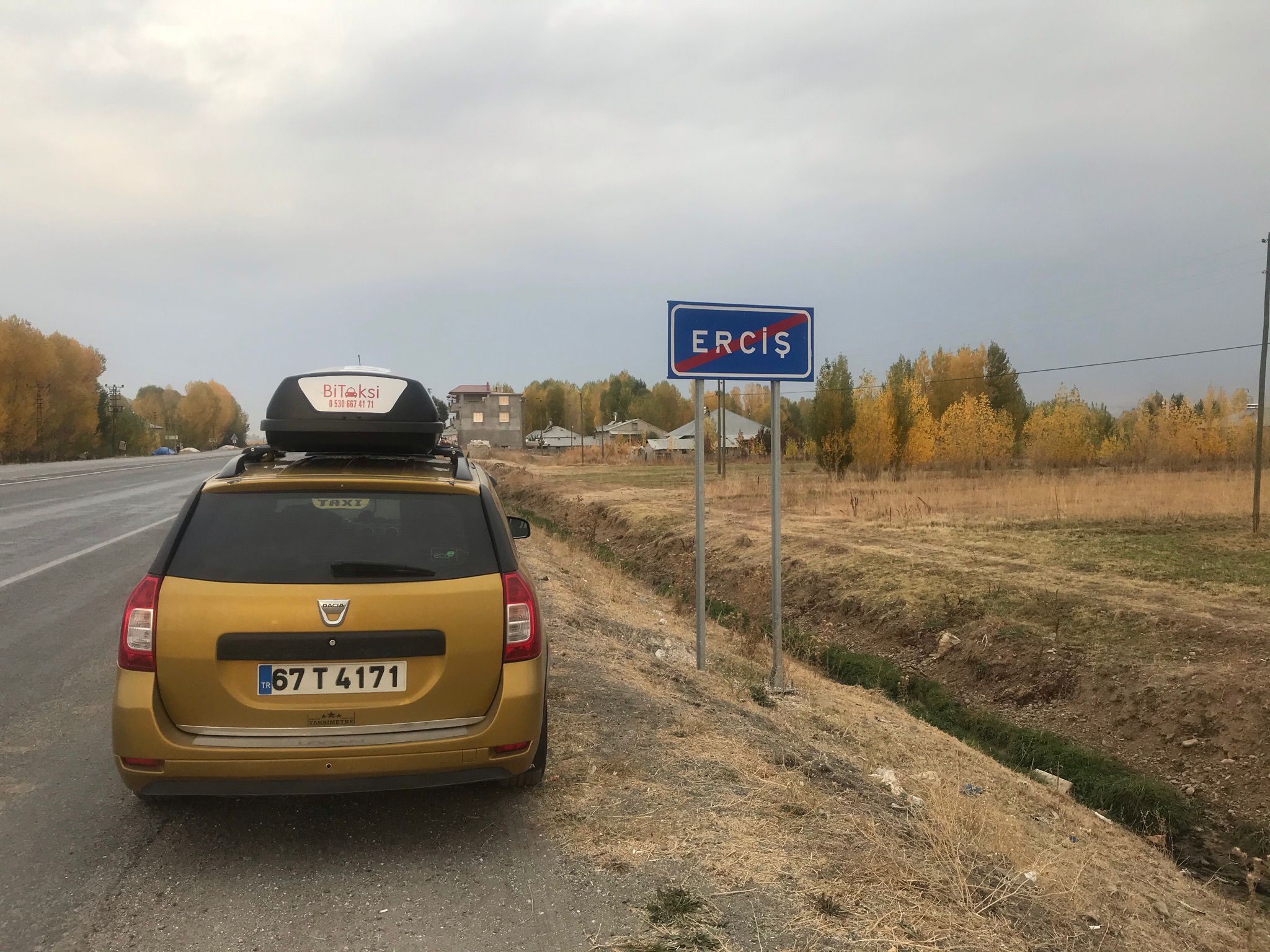 Devrek Taksi Ayhan Ermek’in Güven Sırrı: Araç Filomuz ve Deneyimli Sürücülerimiz