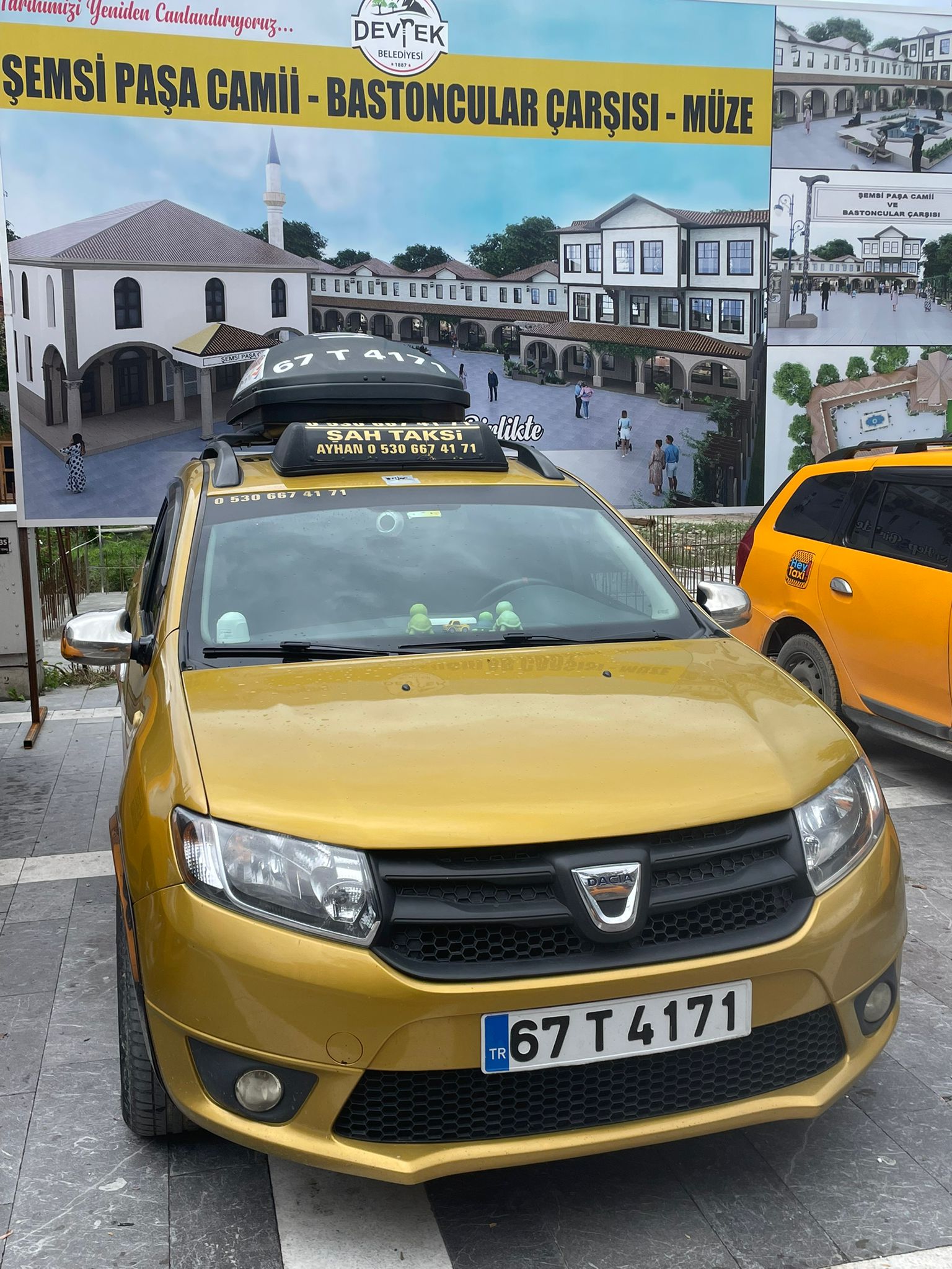 Devrek Taksi Ayhan Ermek ve taksi durağı